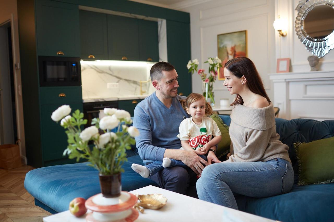 The Doors Luxury Apartment โมชนมายารูวาร์ ภายนอก รูปภาพ