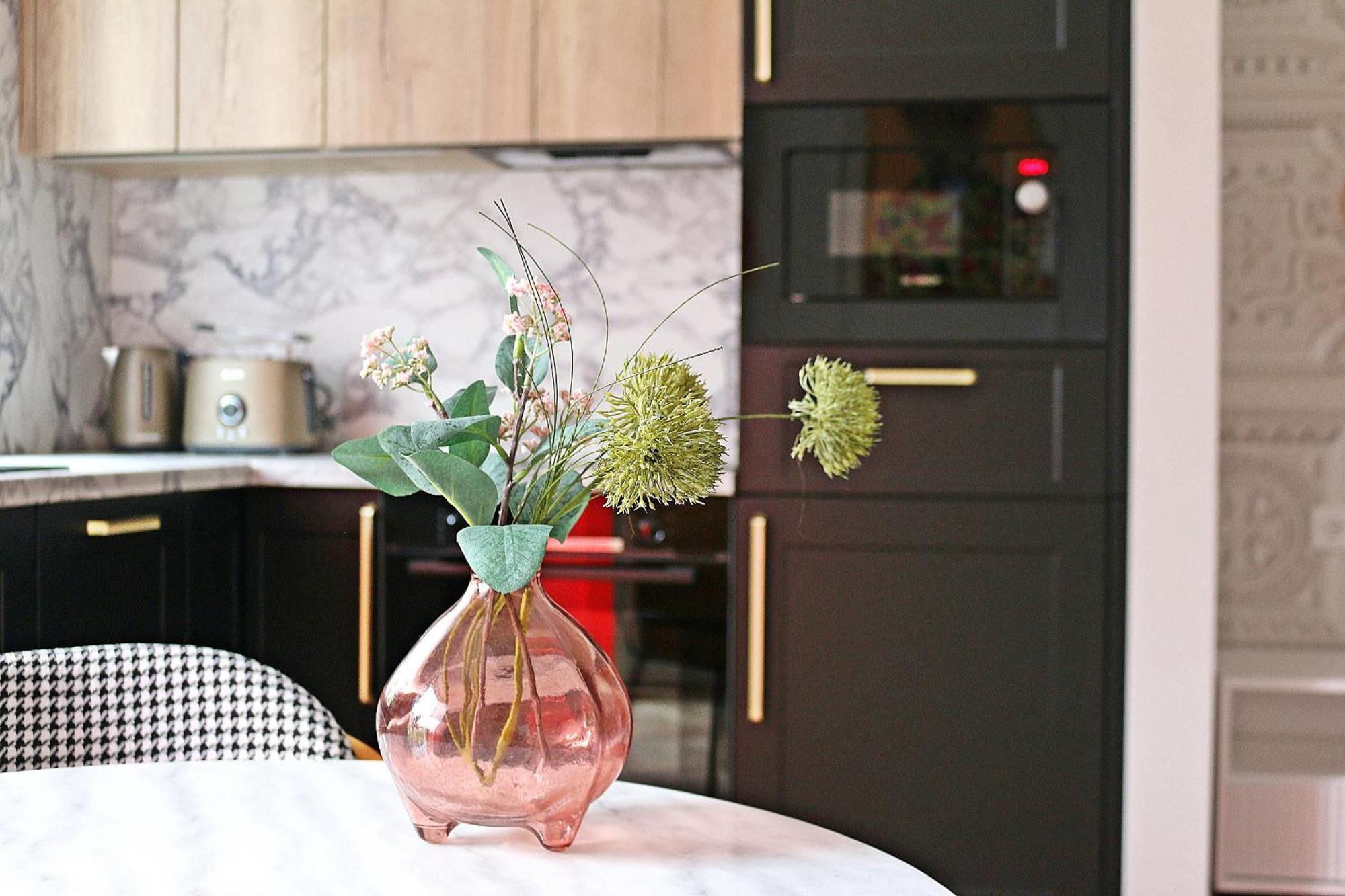 The Doors Luxury Apartment โมชนมายารูวาร์ ภายนอก รูปภาพ